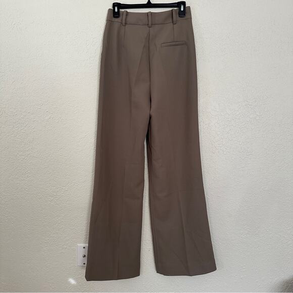 NWT BOA Because of Alice Relaxed Straight Leg Trousers In Oak Brown Medium - Picture 5 of 5